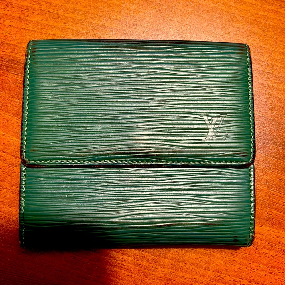 Louis Vuitton Green Epi Leather Borneo Men's Bifold Wallet